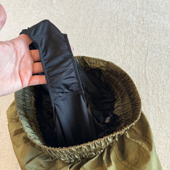 Free People Movement The Way Home Shorts Olive Green High Rise Smocked Large EUC - Picture 7 of 9